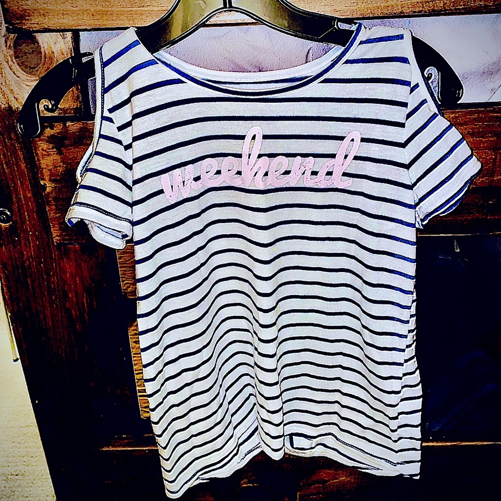 Girl’s size medium cold shoulder boutique blouse!